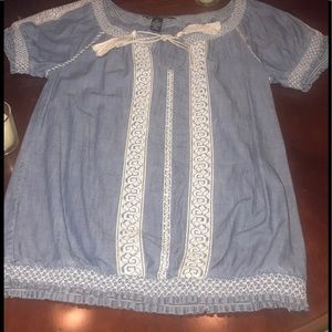 Lucky Brand Denim Embroidered Peasant Top XS